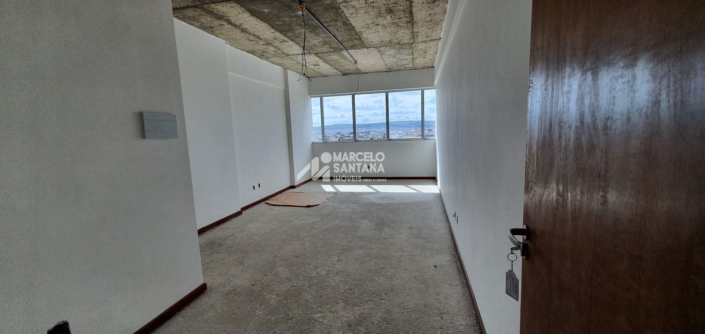 Imagem de Sala à venda no Multiplace no Shopping Conquista Sul, Bairro Felícia
