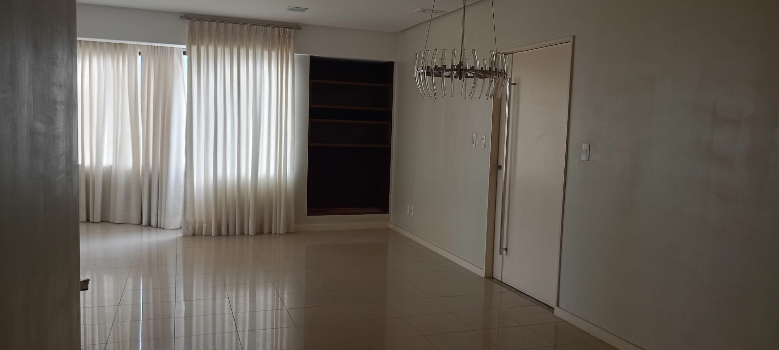 Imagem de Apartamento à venda no Edifício Monet, Bairro Candeias, Vitória da Conquista