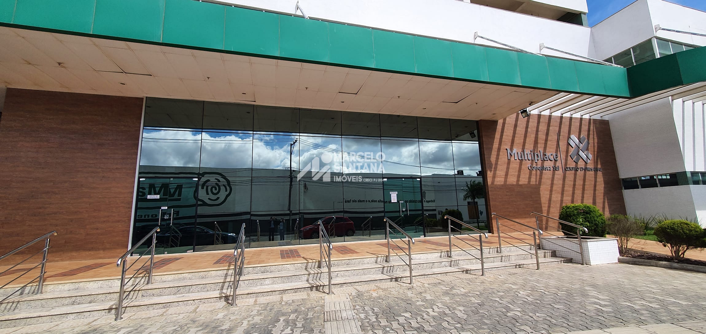 Imagem de Sala à venda no Multiplace no Shopping Conquista Sul, Bairro Felícia