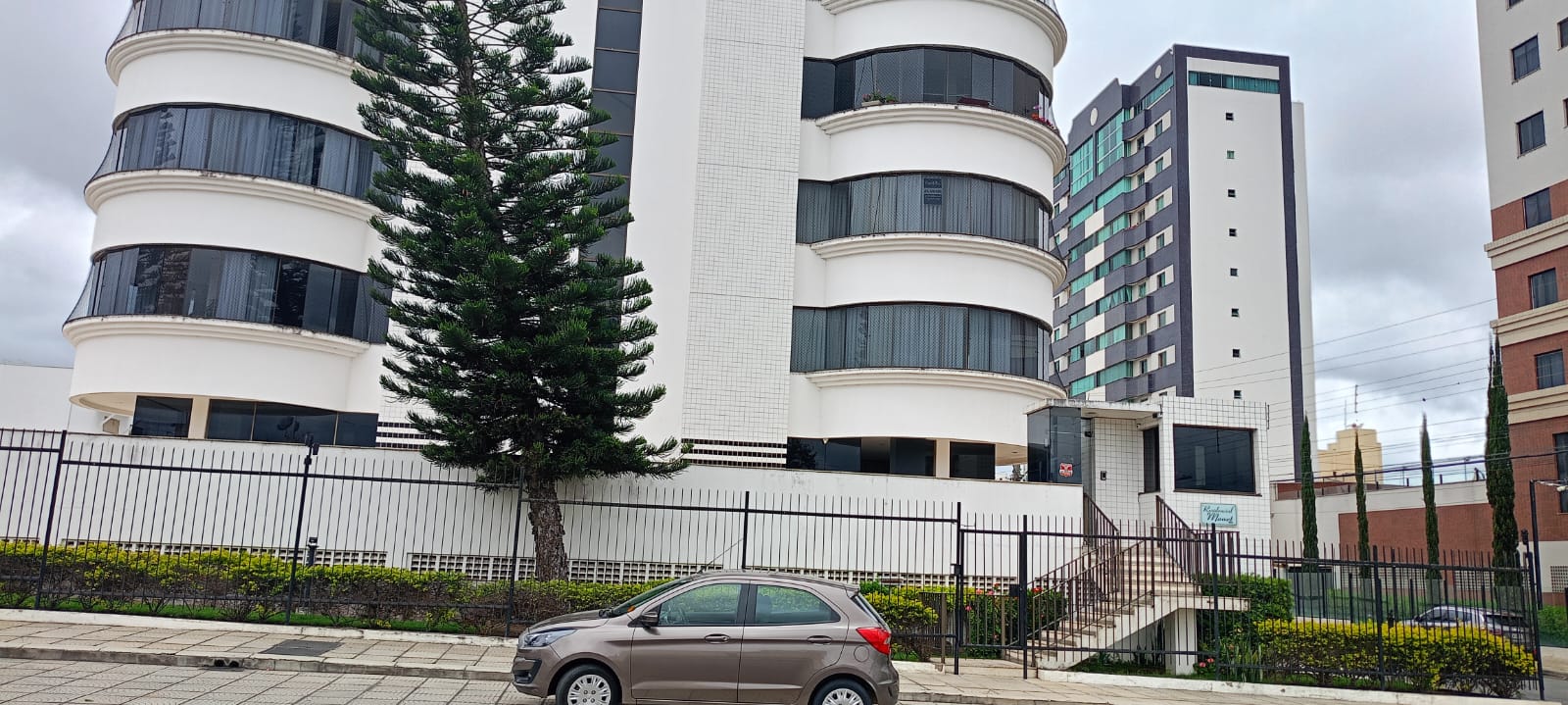 Imagem de Apartamento à venda no Edifício Monet, Bairro Candeias, Vitória da Conquista
