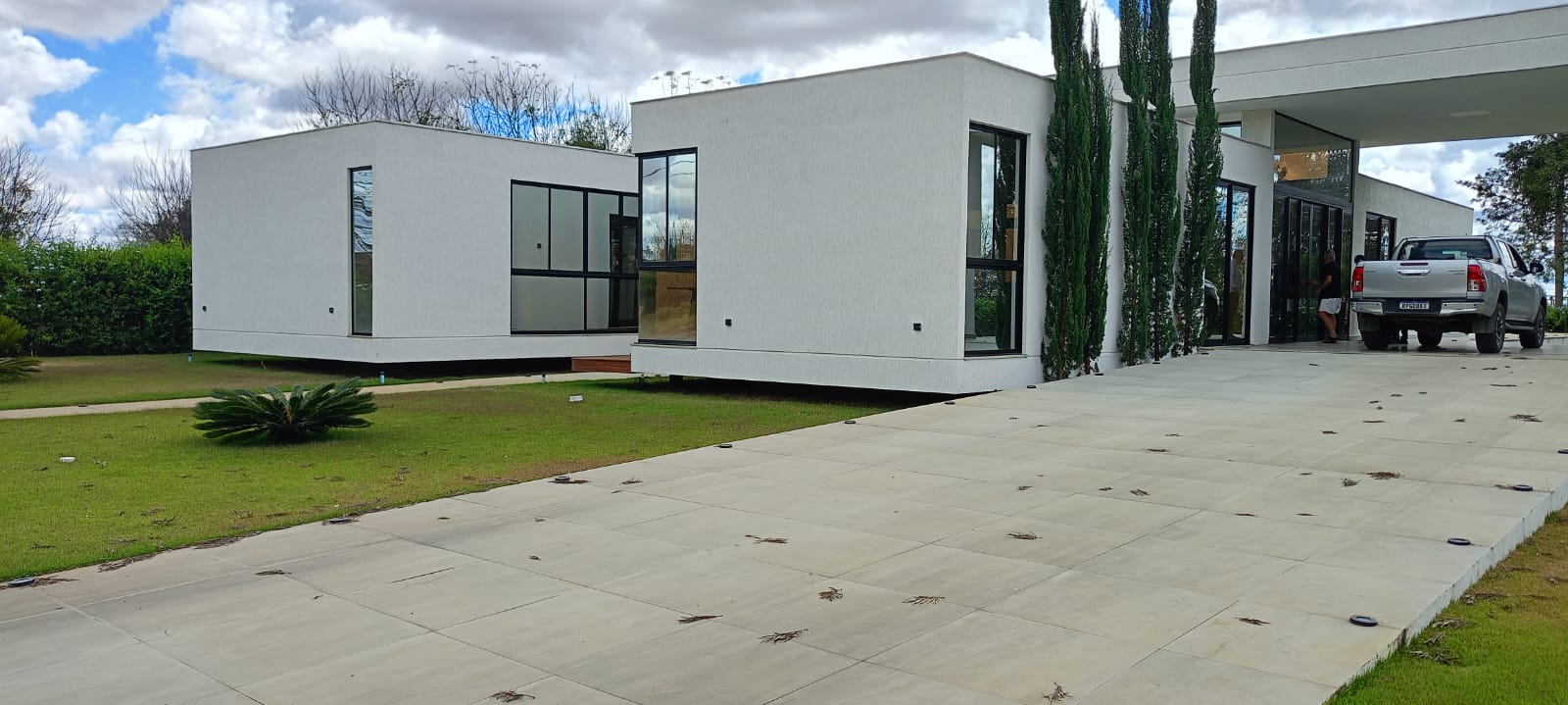 Imagem de Casa em condomínio à venda - Haras Camping Club