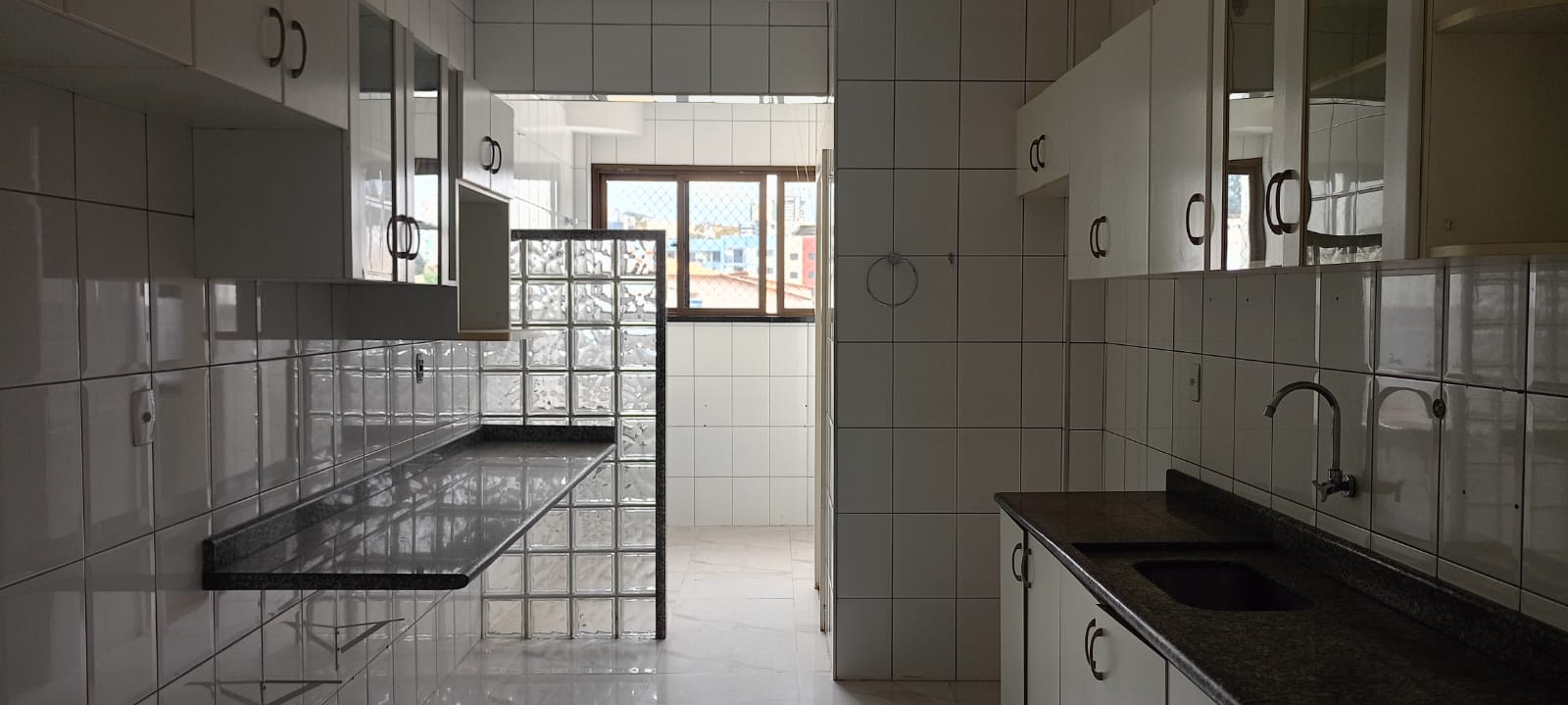 Imagem de Apartamento à venda no Edifício Monet, Bairro Candeias, Vitória da Conquista