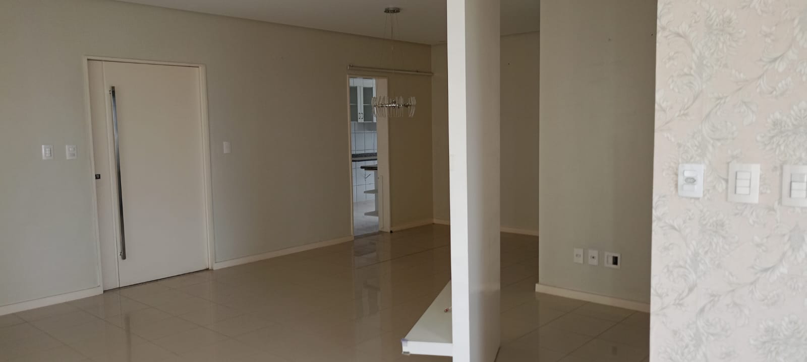 Imagem de Apartamento à venda no Edifício Monet, Bairro Candeias, Vitória da Conquista