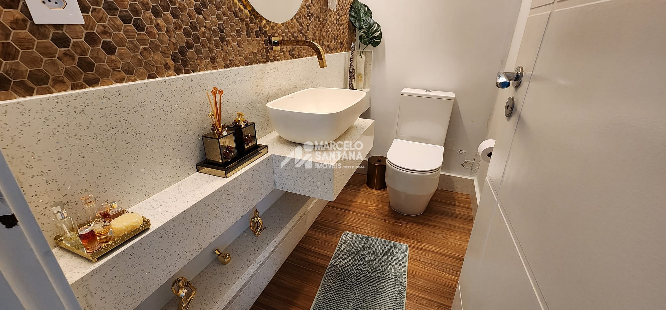 Imagem de Casa à venda na Av. Lomanto Júnior, bairro Ibirapuera, Vitória da Conquista-Ba