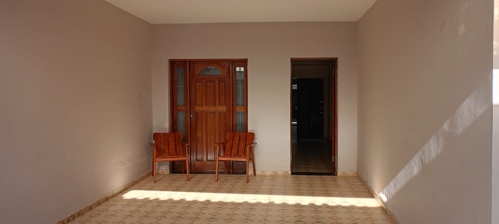 Imagem de Casa à venda, Av Jequié, bairro Ibirapuera, Vitória da Conquista, BA