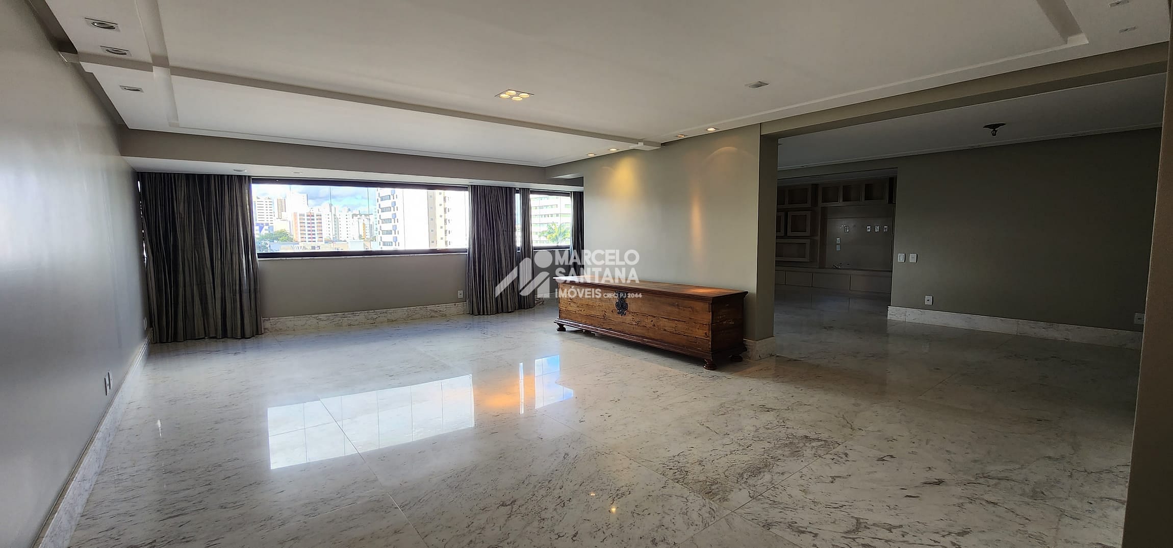 Imagem de Apartamento à Venda na Mansão Pedro Francisco de Moraes Filho, no Bairro Candeias