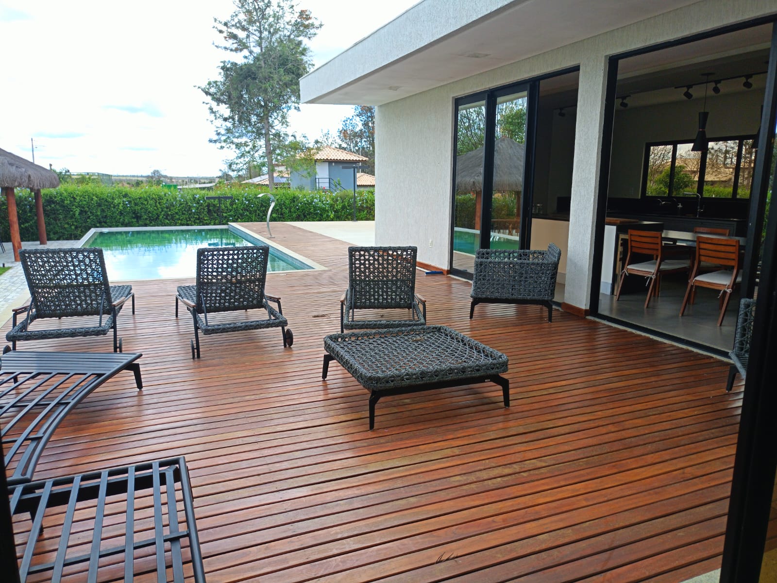 Imagem de Casa em condomínio à venda - Haras Camping Club