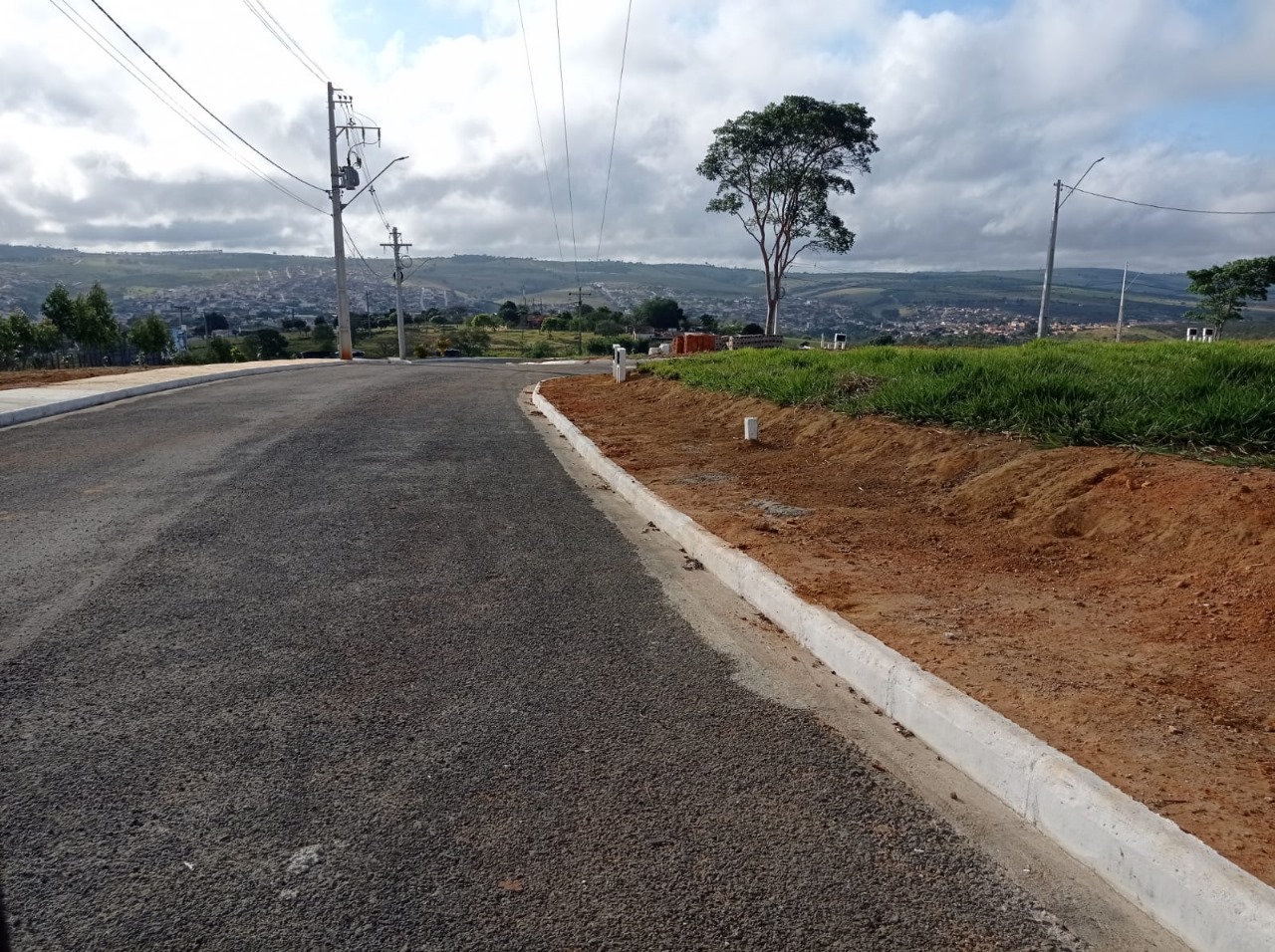 Imagem de Casa à venda no Alto da Muritiba, Jaguaquara-Ba