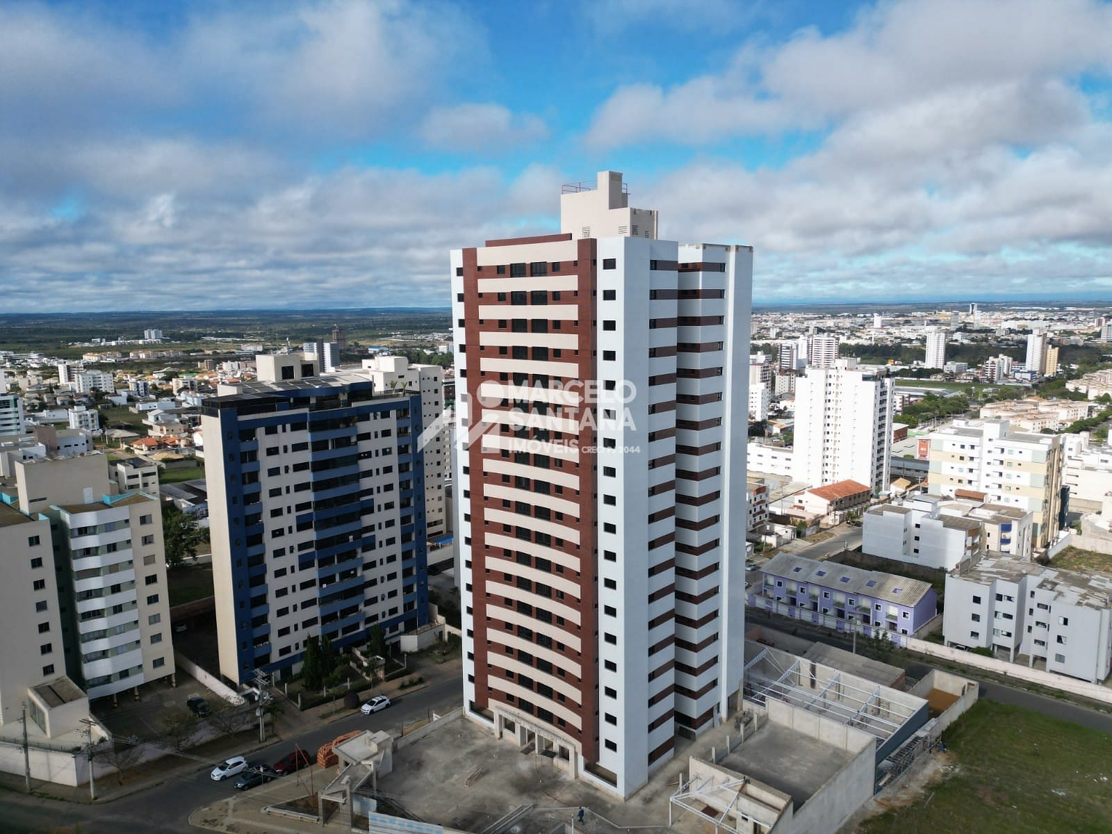 Imagem de Apto à venda no Residencial Morada Nobre da Colina no Bairro Candeias em Vitória da Conquista, BA