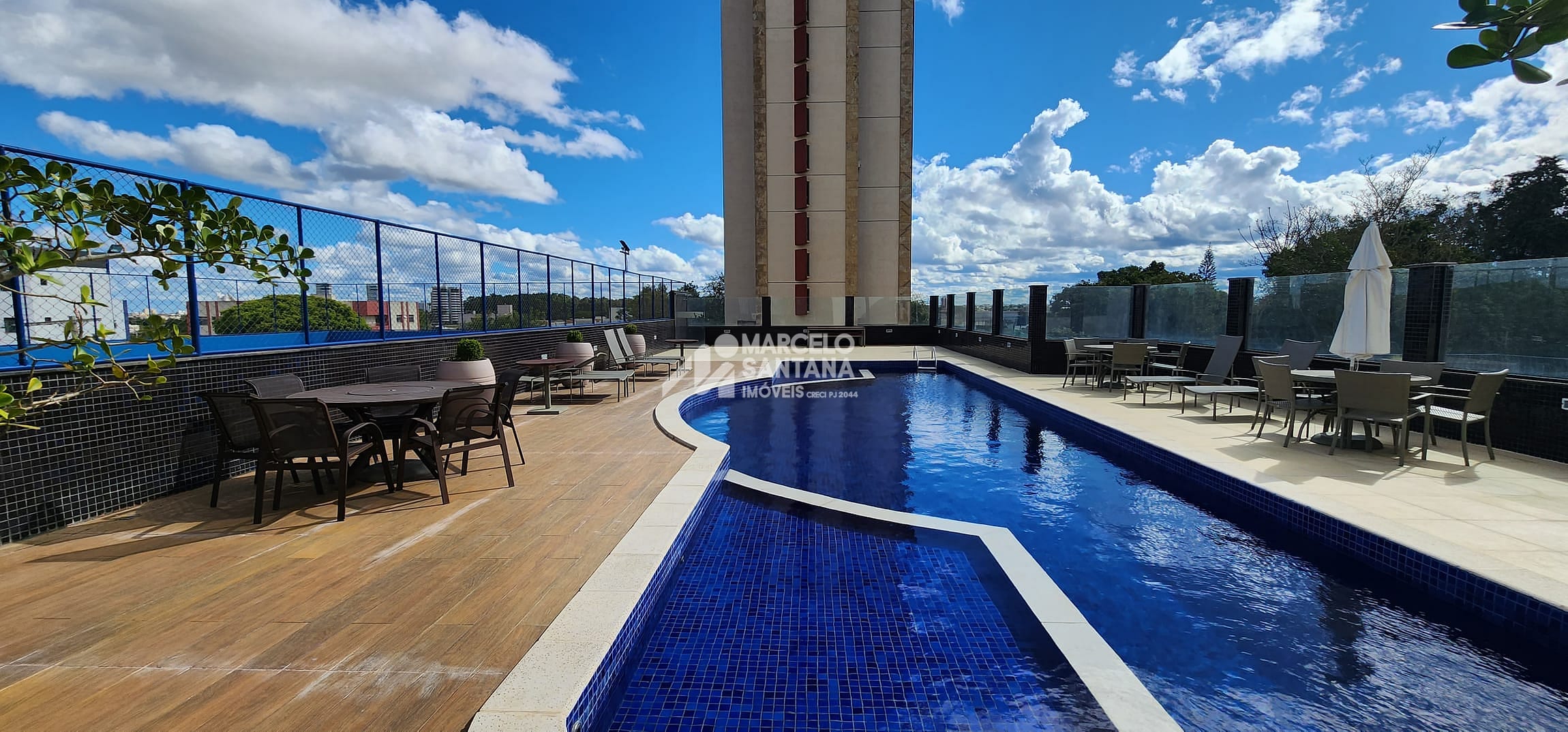Imagem de Apartamento à Venda na Mansão Pedro Francisco de Moraes Filho, no Bairro Candeias