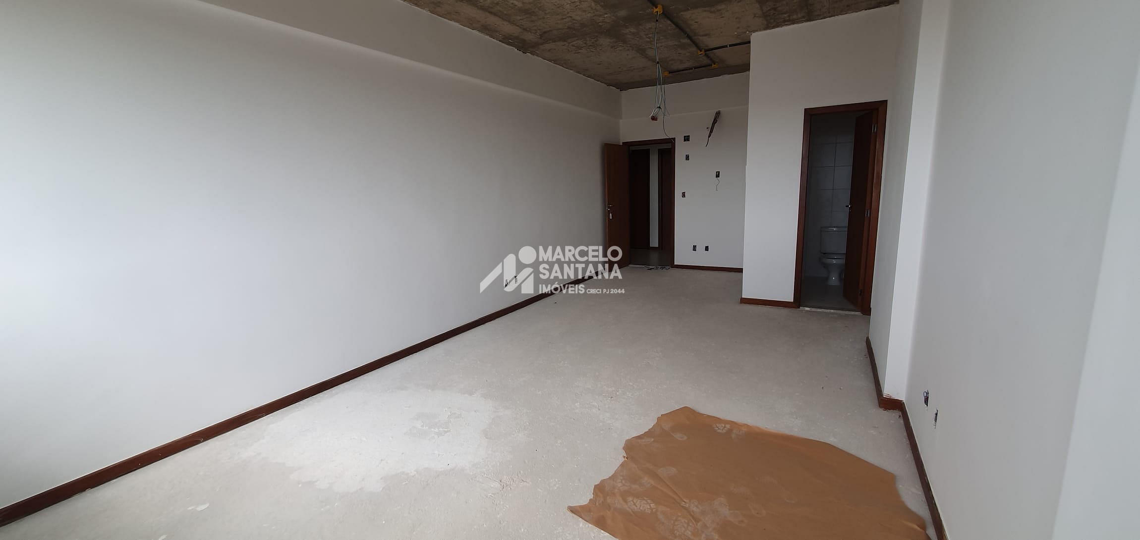 Imagem de Sala à venda no Multiplace no Shopping Conquista Sul, Bairro Felícia