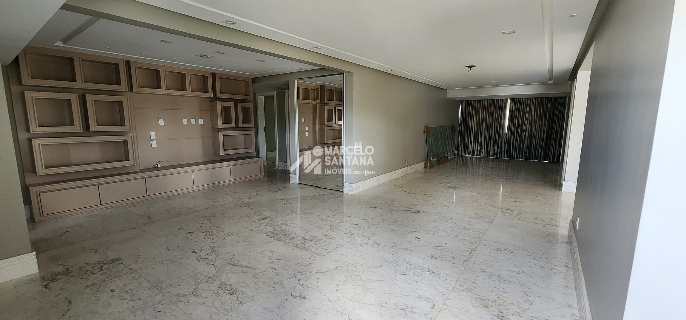 Imagem de Apartamento à Venda na Mansão Pedro Francisco de Moraes Filho, no Bairro Candeias
