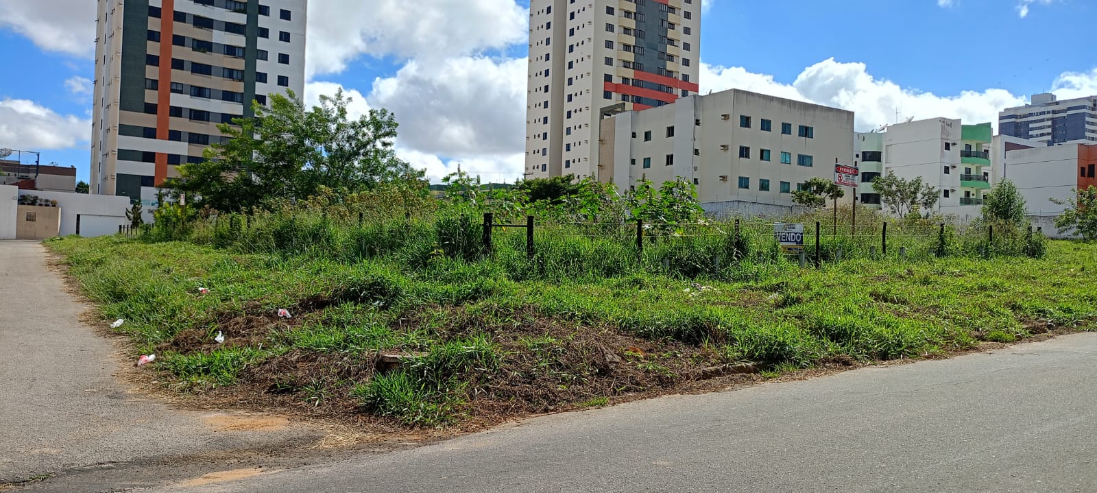 Imagem de Terrenos à venda no Bairro Candeias, Vitória da Conquista